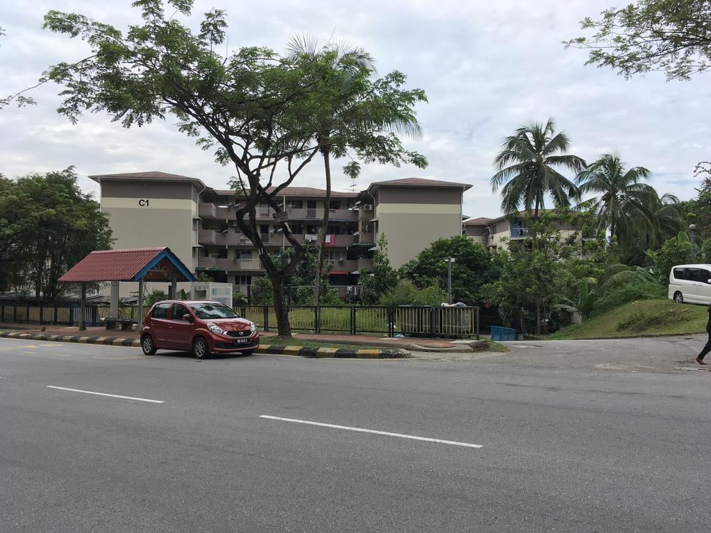 Homestay Farah Wangsa Maju Kl Kuala Lumpur Buitenkant foto